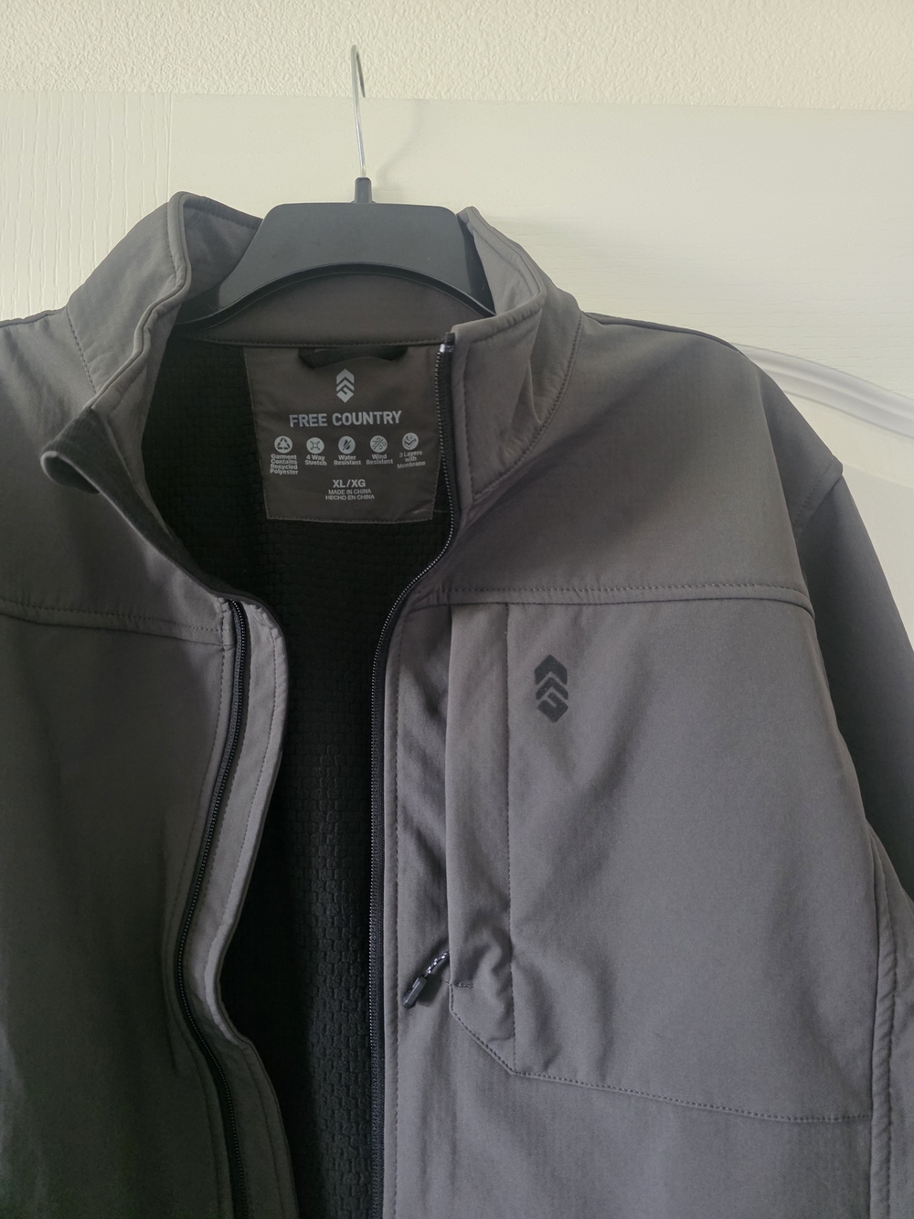 Free Country Men's Charcoal Gray Performance Softshell Jacket